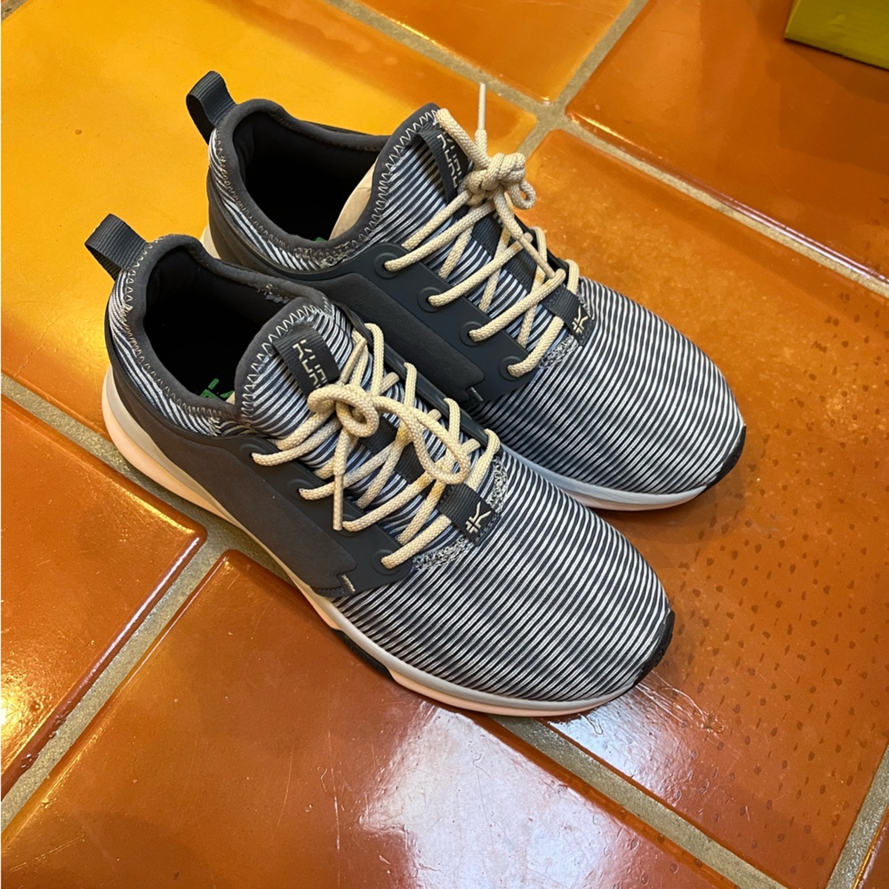 Kuru Atom sneakers- wide